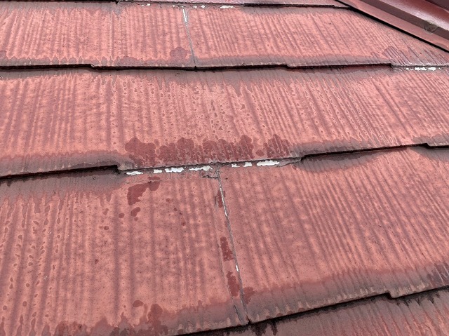 スレート水分が抜けていない